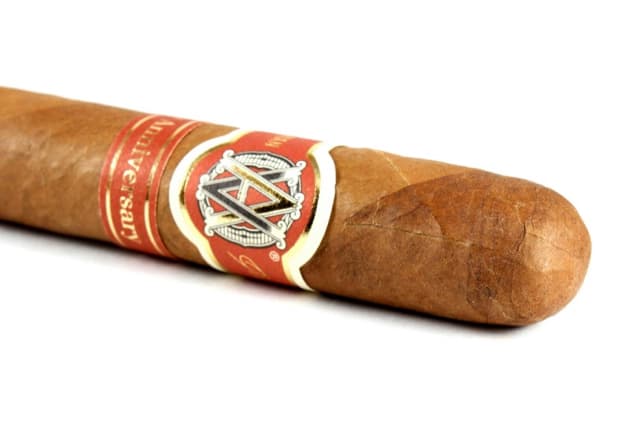 Limited Edition 2001 AVO 75