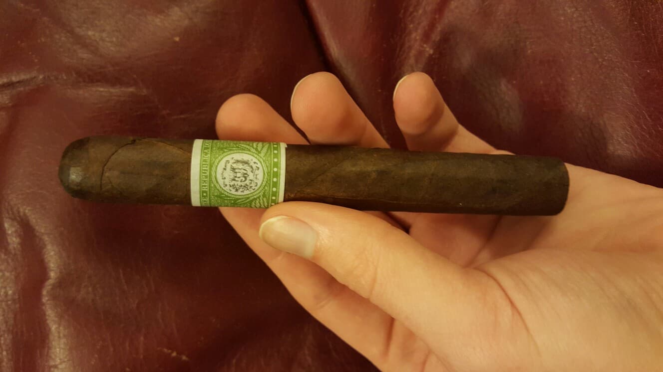 Dominicans Petite Corona