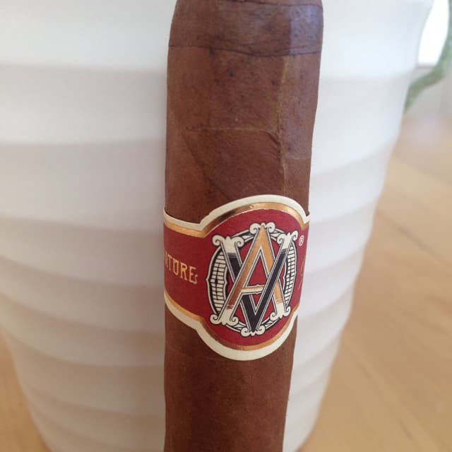 Signature Robusto