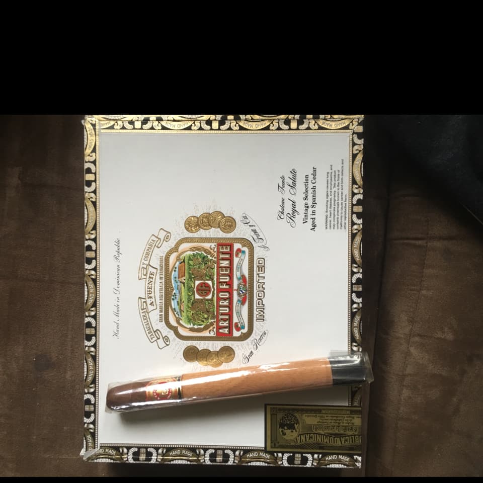 Royal Salute (sun grown)