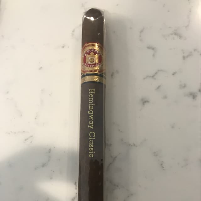 Hemingway Classic Maduro