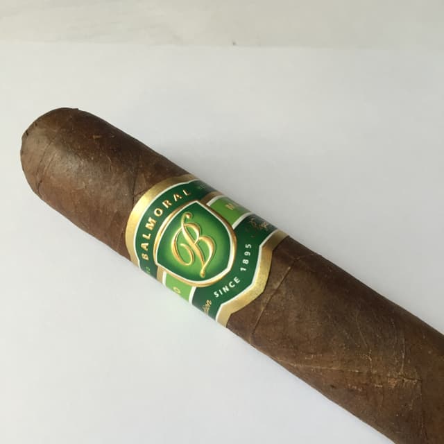 Royal Seleccion Maduro