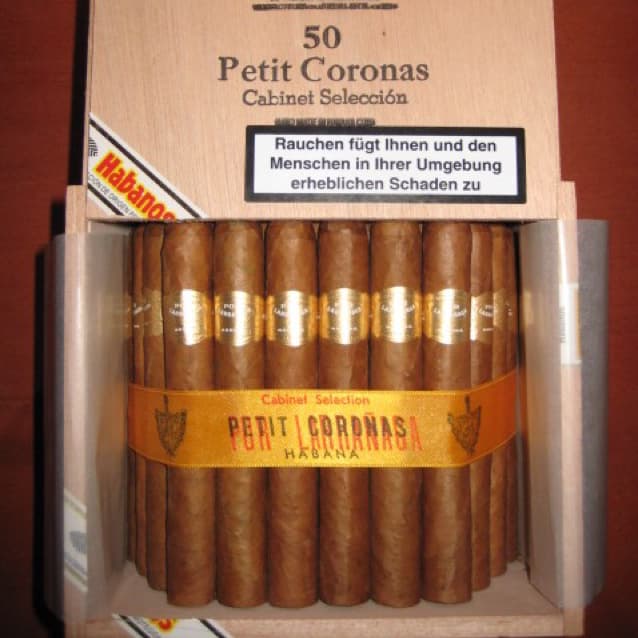 Petit Coronas
