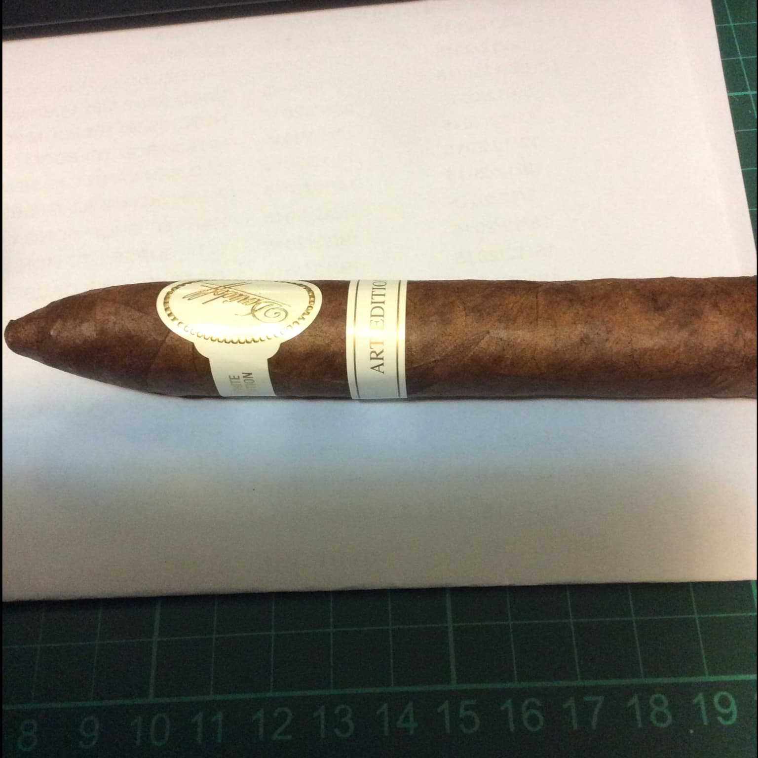White Edition 2012 Robusto Gordo