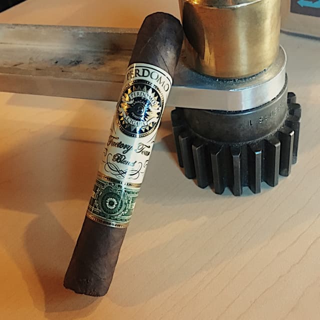 Factory Tour Blend Maduro