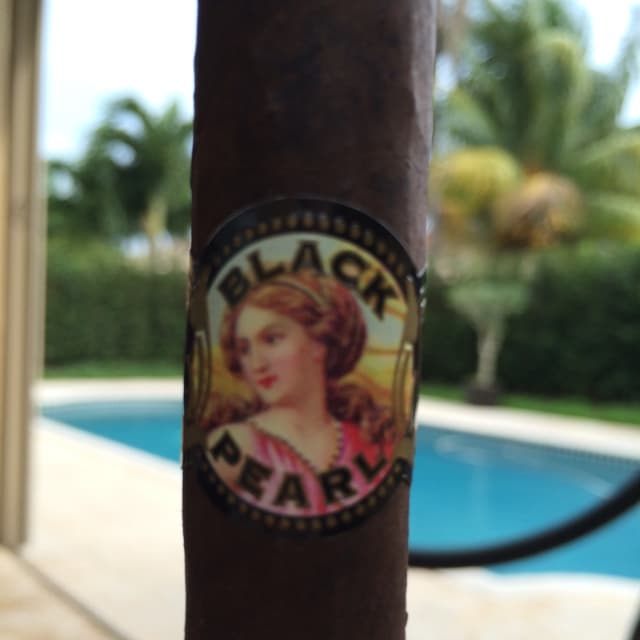 Black Pearl Rojo